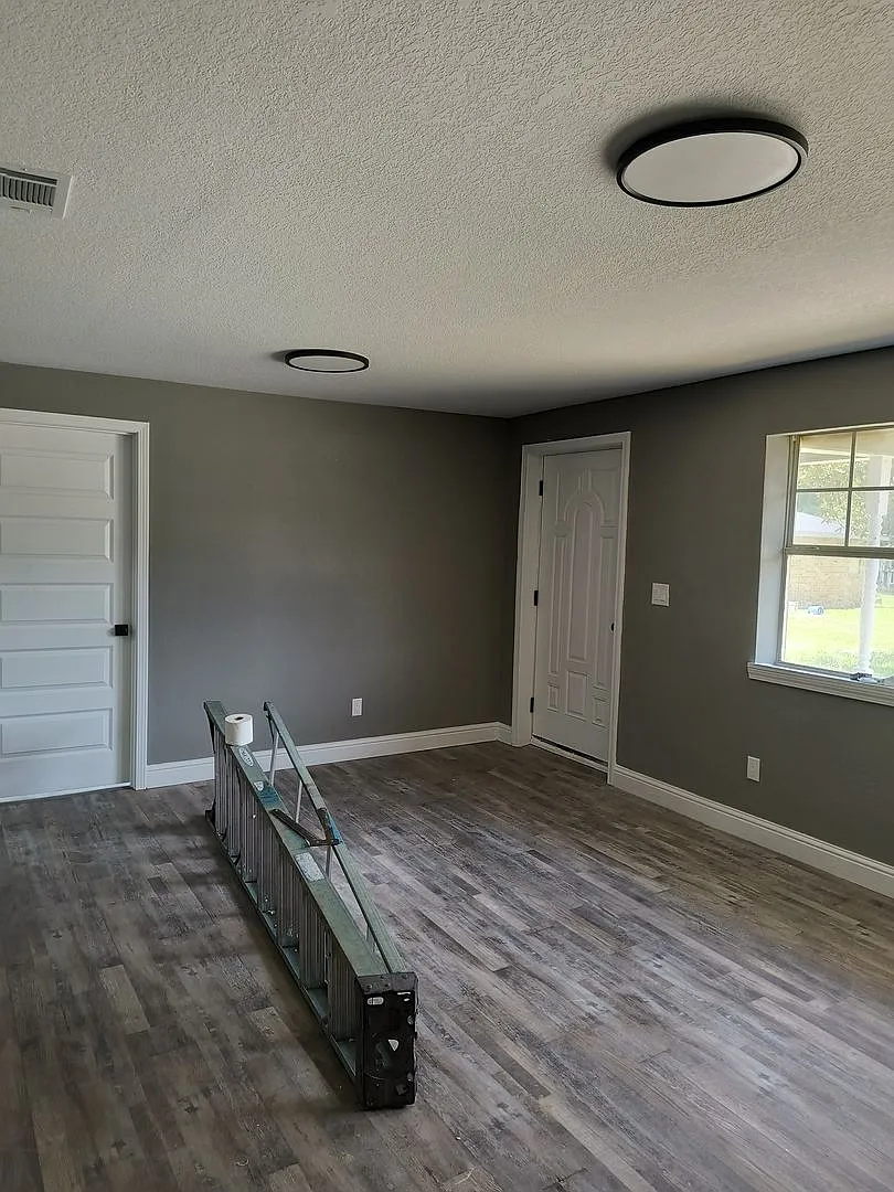 2 bedroom 1 bath House for rent — Photo 2