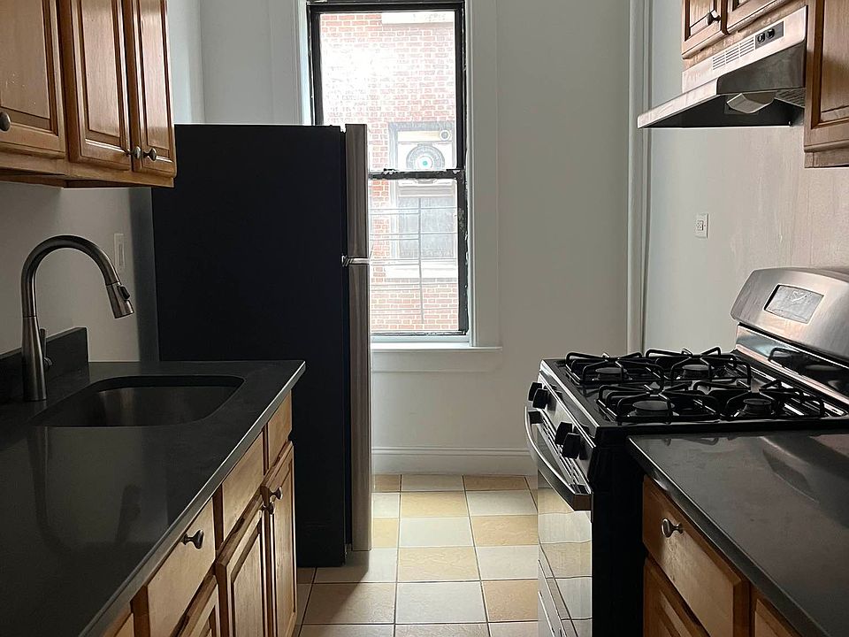 1st image of 3025 Godwin Ter APT 3E
