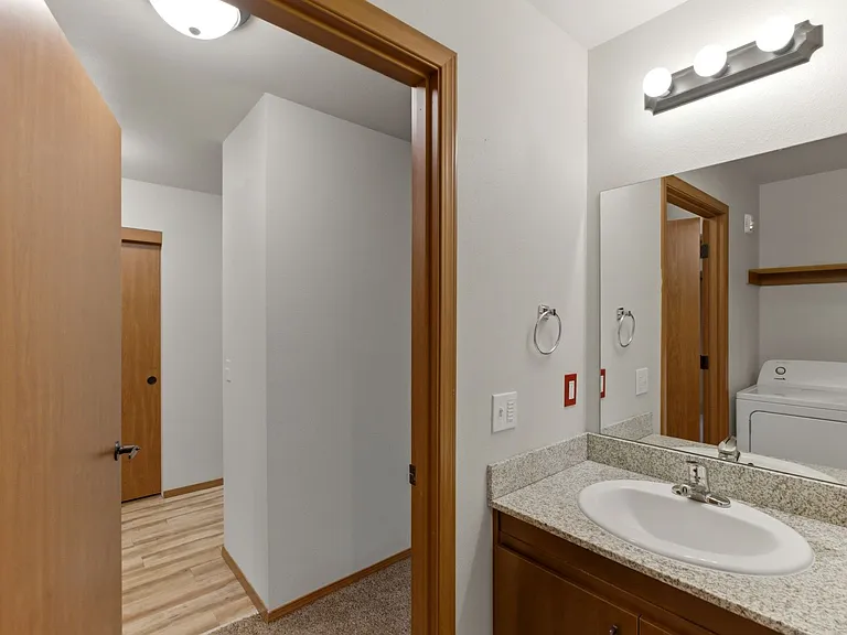 Oak Springs Apartments — Photo 45