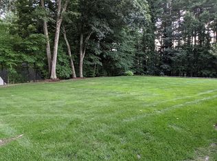 21 Conant Rd, Nashua, NH 03062