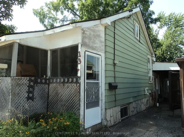 137 Dufferin St, Orillia, ON L3V 5T1