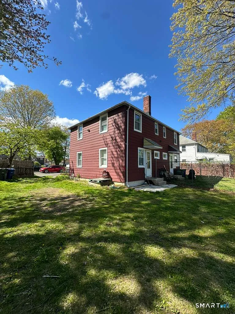 2 bed, 1.0 bath, 850 sqft, $2,000 — Photo 1