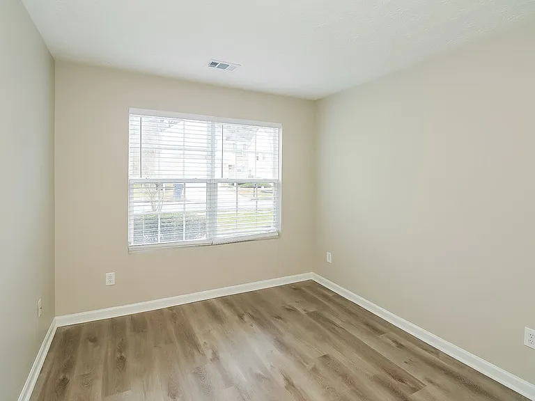 5616 Sable Way — Photo 13