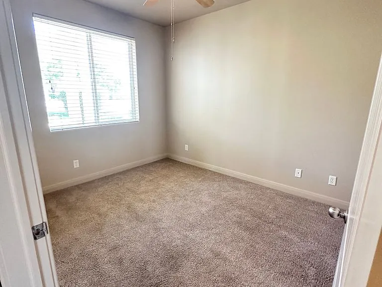 1845 W Canyon View Dr #2005 — Photo 12
