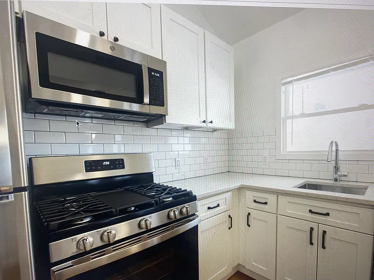 4406 Butler St #202 — Photo 4