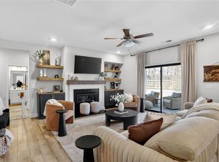 454 Carmichael Cir, Canton, GA 30115