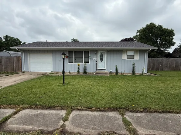 126 S State St, Lincoln, IL 62656
