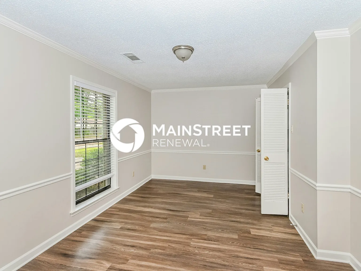 6338 Northampton Dr — Photo 4