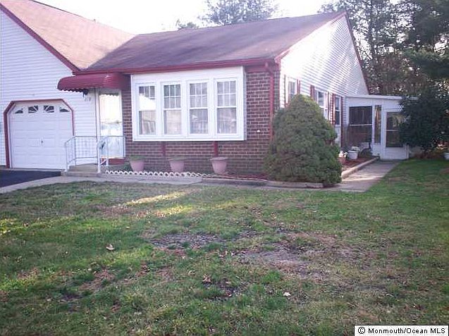 1st image of 21 Birchwood Drive #B