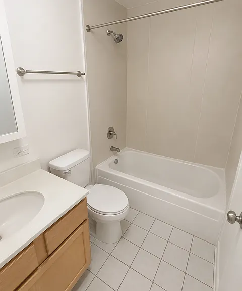 6700 S South Shore Dr #3E — Photo 7
