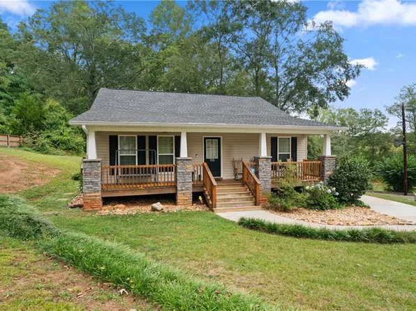 115 Betty St, Clarkesville, GA 30523
