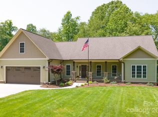 3661 31st Street Ln NE, Hickory, NC 28601