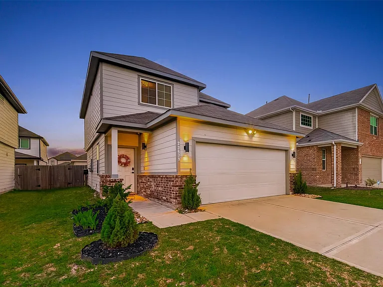 23639 Buttress Root Dr — Photo 2
