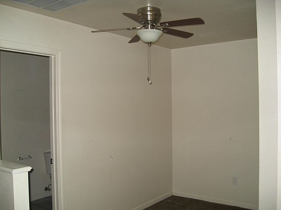 4th image of 7654 Oak Chase