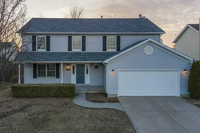 1502 Royal Pointe Dr photo 1