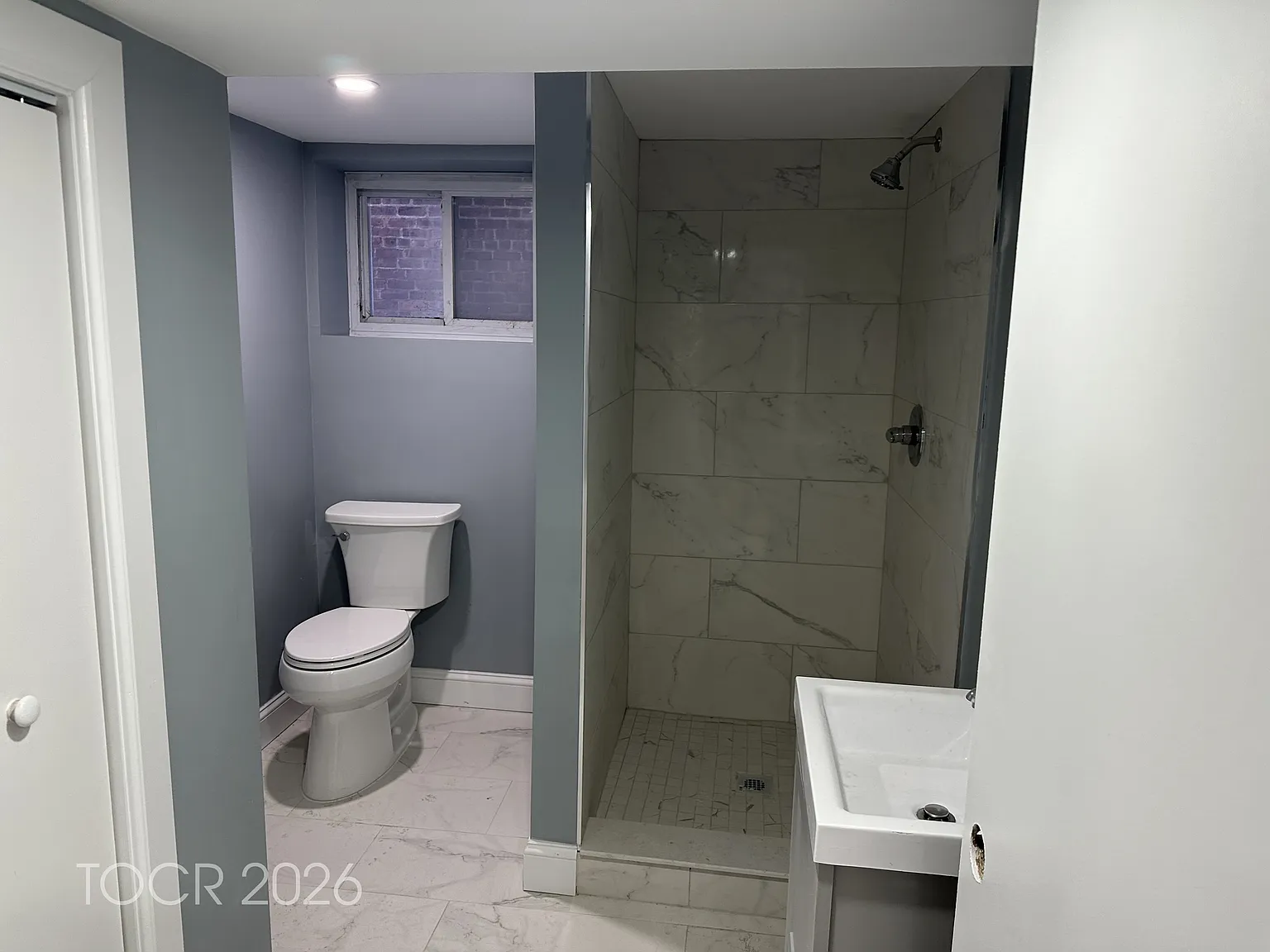 2 bed, $2,000 — Photo 4