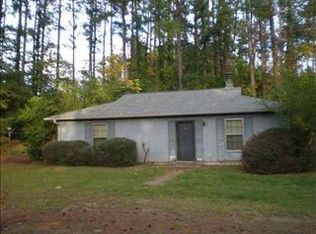 28 Springbrook Ct, Wellford, SC 29385