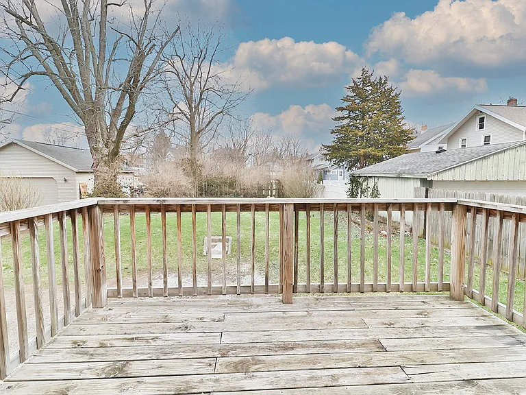 343 S Charles St — Photo 43