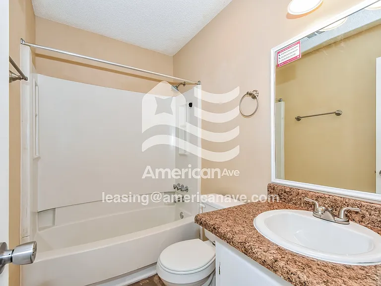 1479_013_bathroom_14229879.jpg
