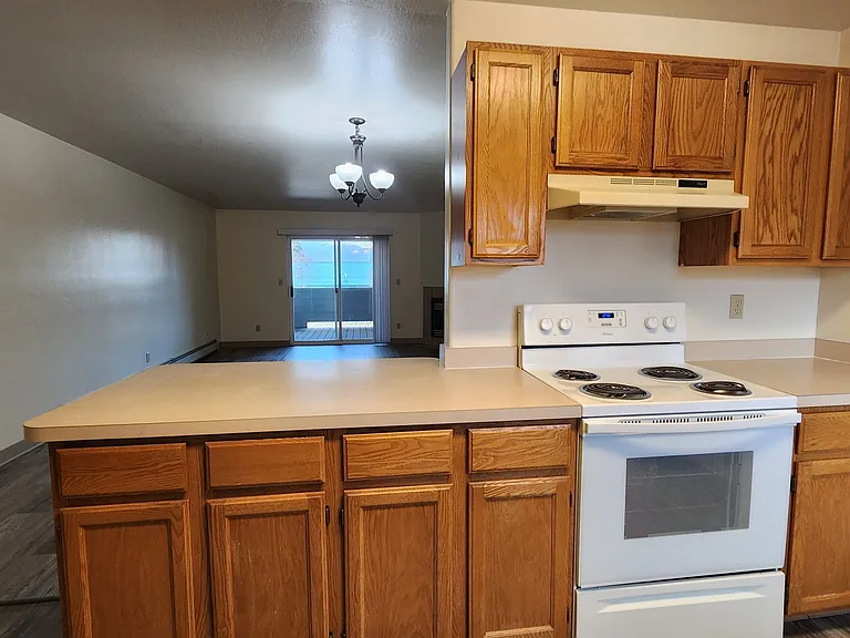 4104 Hillview Way — Photo 7