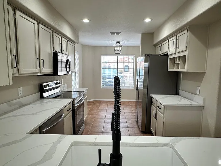 12237 N Gambel Dr — Photo 5