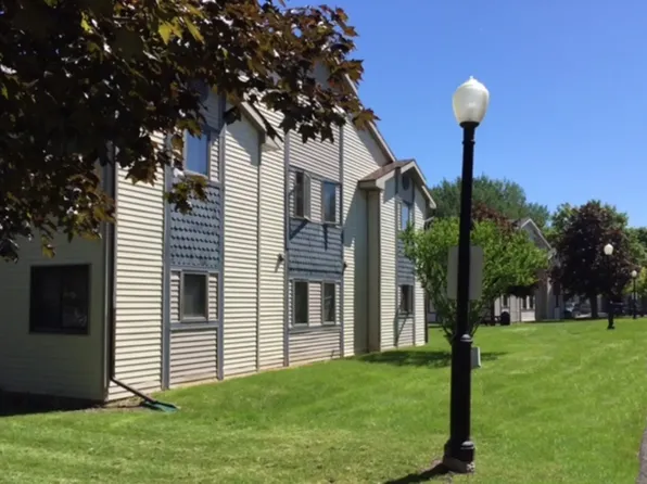 Crimson Heights Apartments, 345 Crimson Dr #Ce8866a1d, Albion, NY 14411
