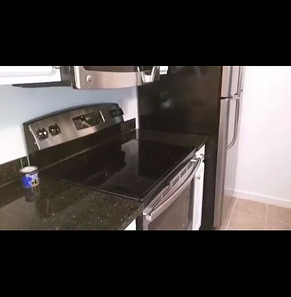 4th image of 3321 Oak Grove Ave APT C