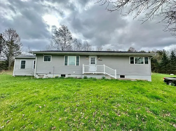 10282 Tannery Creek Rd, Corning, NY 14830