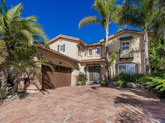 2nd image of 943 Palencia Pl