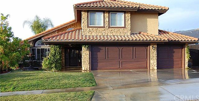 1st image of 35174 Persimmon Ave