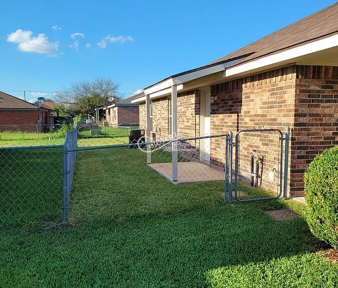 2805 Alma Dr #A — Photo 18