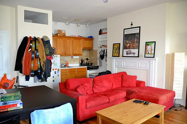 Rented by Oak Tree LLC | media 10