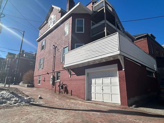 2nd image of 477 Cumberland Ave APT 4