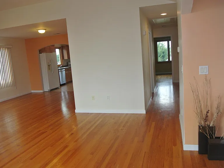69 Summit Ave #2 — Photo 8