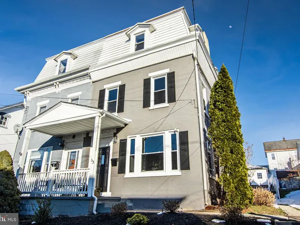 53 Main St, Mohnton, PA 19540