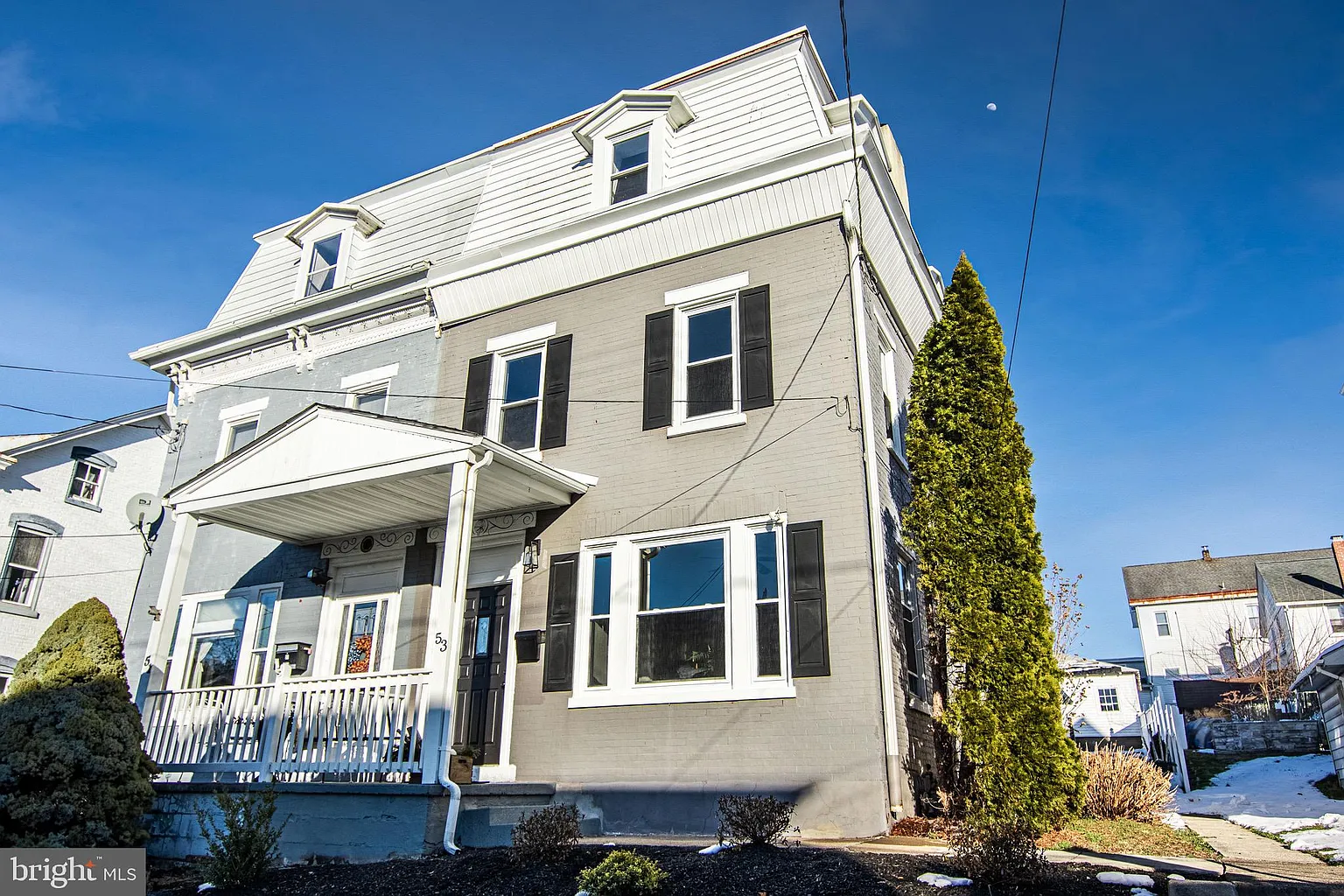 53 Main St photo 1