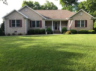 3 Iron Wood Cir, Crossville, TN 38571