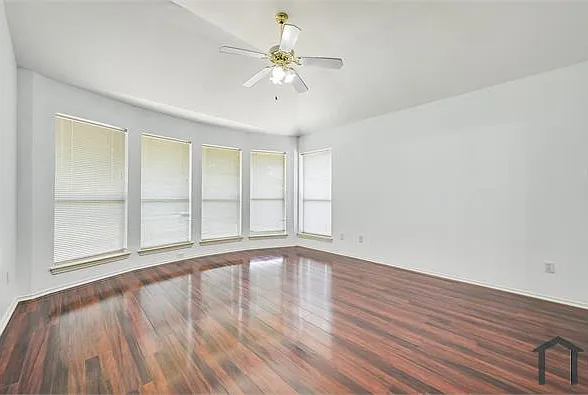 700 N Emma Dr — Photo 8