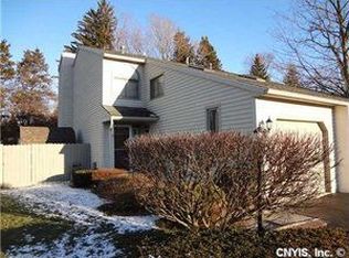 109 Postlamp Cir, North Syracuse, NY 13212