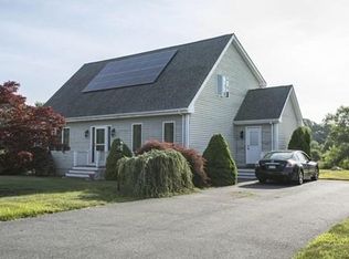 9 Radcliff Ln, Dartmouth, MA 02747