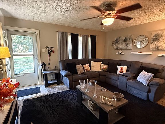 5th image of 2401 E Geddes Ave