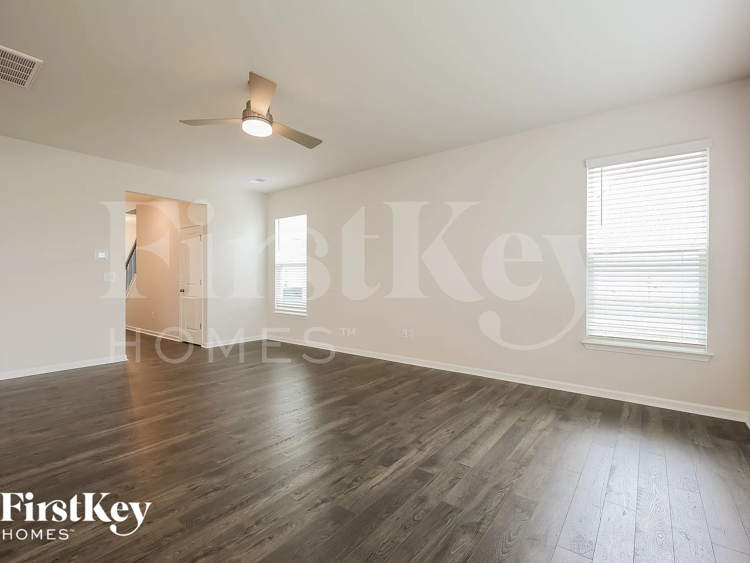 3 bed, 2.5 bath, 2250 sqft, $2,110 — Photo 4