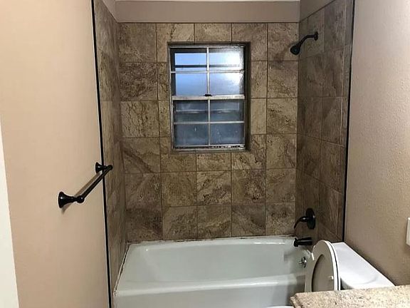 5th image of 2509 Ashdown Dr