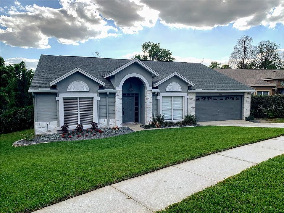 1st image of 902 Bucksaw Pl