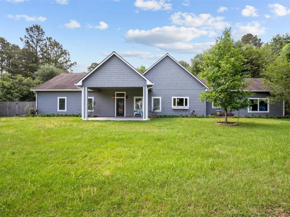 207 W Neyland St, Colmesneil, TX 75938