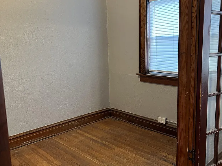 2900-2902 Cottage Dr #203-2902 — Photo 4