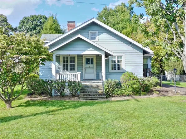 107 Grandview Ave, Glenshaw, PA 15116