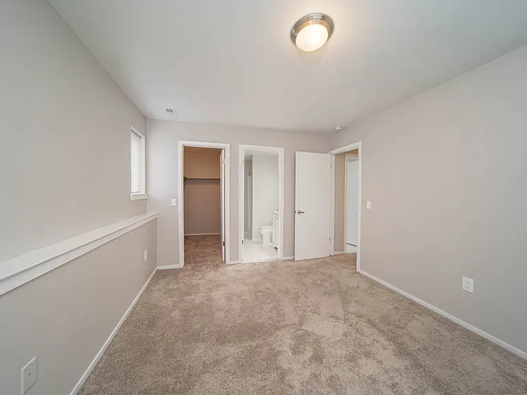 Greyberry Apartments — Photo 13