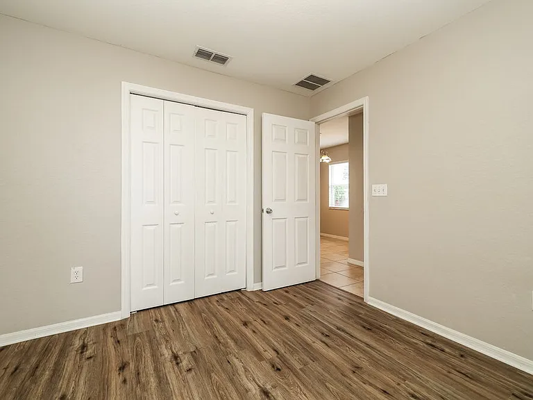 2937 Coach Lamp Rd — Photo 15