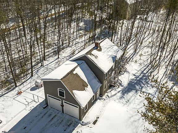 5th image of 202 Cole Hill Road